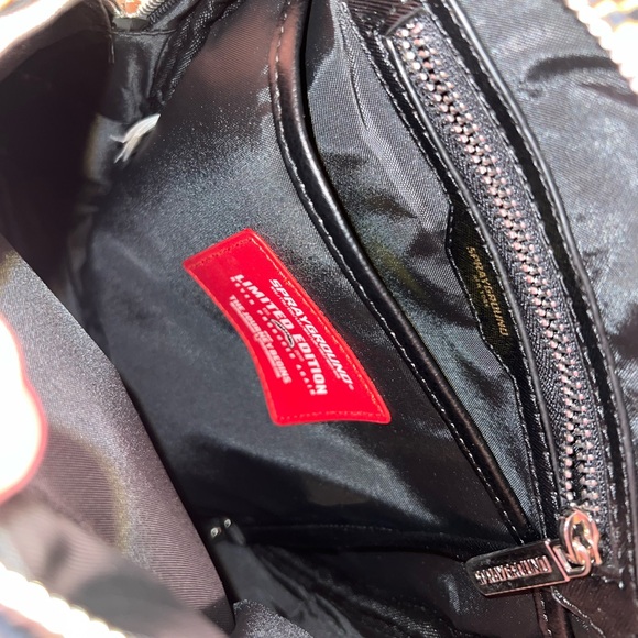 Sprayground Palace of Sharks Diamonds Savage Backpack. Limited ed. SOLD OUT - Picture 8 of 16